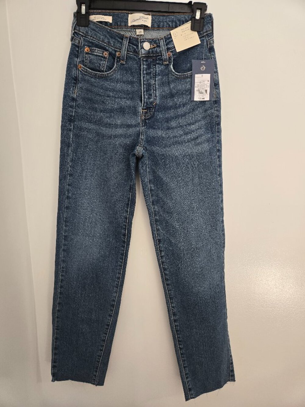 Universal Thread Women's 80s Slim Jeans Size 2R Mid Rise Stretch Slim Leg NWT